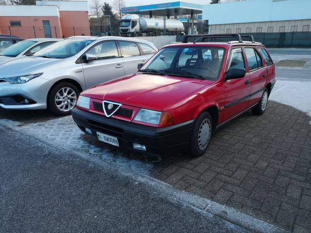 Immagine 1/13 di Alfa Romeo 33 - 1.3 Sportwagon (1992)