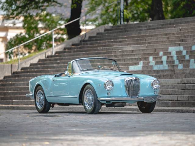 Bild 1/50 von Lancia Aurelia B24 (1958)
