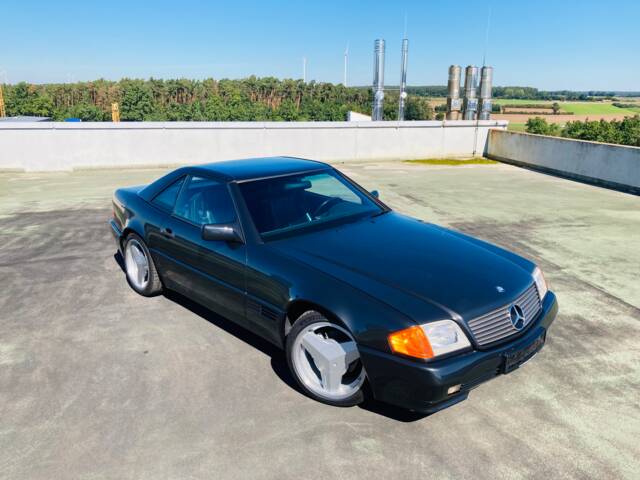 Image 1/18 of Mercedes-Benz 300 SL-24 (1991)