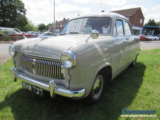 Immagine 1/11 di Ford Consul MkI (1953)