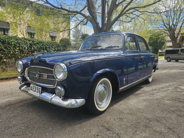 Image 1/7 de Peugeot 403 Diesel (1960)