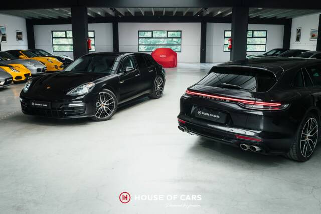 Image 1/25 of Porsche Panamera 4 E-Hybrid (2022)