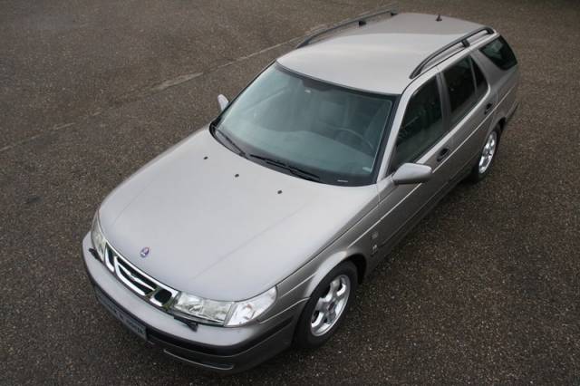 Imagen 1/27 de Saab 9-5 2.3 Turbo (2001)