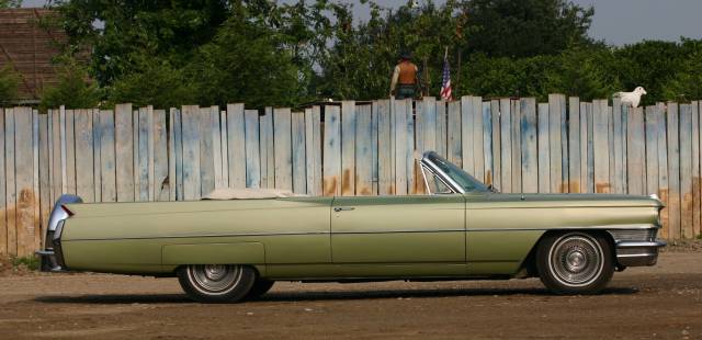 Image 1/5 of Cadillac DeVille Convertible (1964)