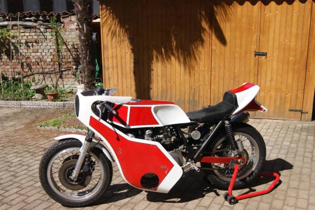 Image 1/15 of Kawasaki DUMMY (1972)