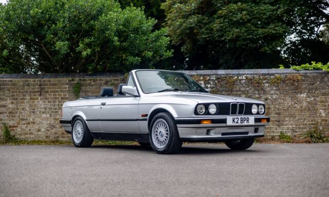 Image 1/15 of BMW 318i (1993)