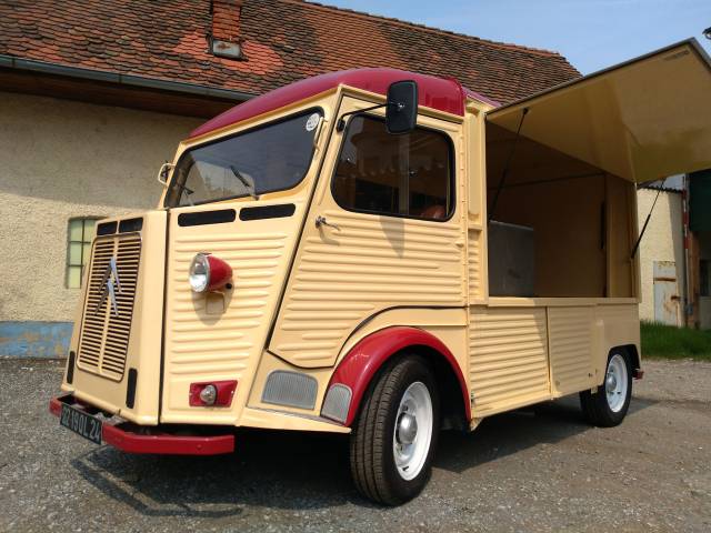 Image 1/33 of Citroën HY (1973)
