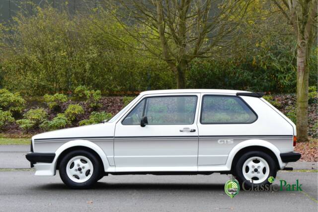 Immagine 1/50 di Volkswagen Golf Mk I 1.5 (1983)