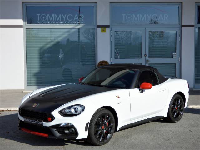 Image 1/24 de Abarth 124 Spider "Officine Abarth" (2017)