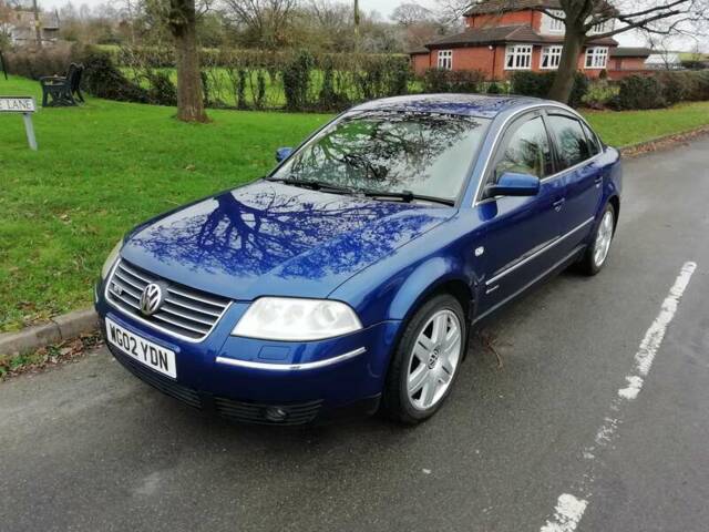 Image 1/32 of Volkswagen Passat 4.0 W8 (2002)