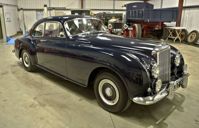 Image 1/50 of Bentley R-Type Continental (1954)
