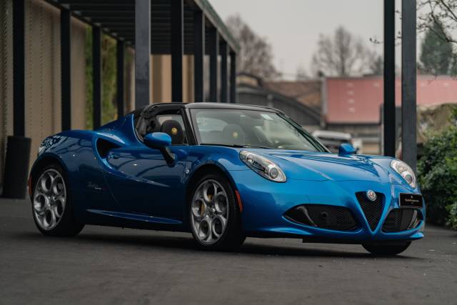 Image 1/50 of Alfa Romeo 4C Spider (2018)