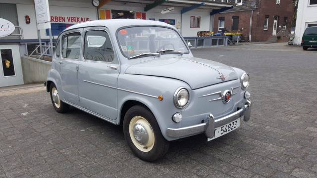 Immagine 1/15 di SEAT 800 (1967)