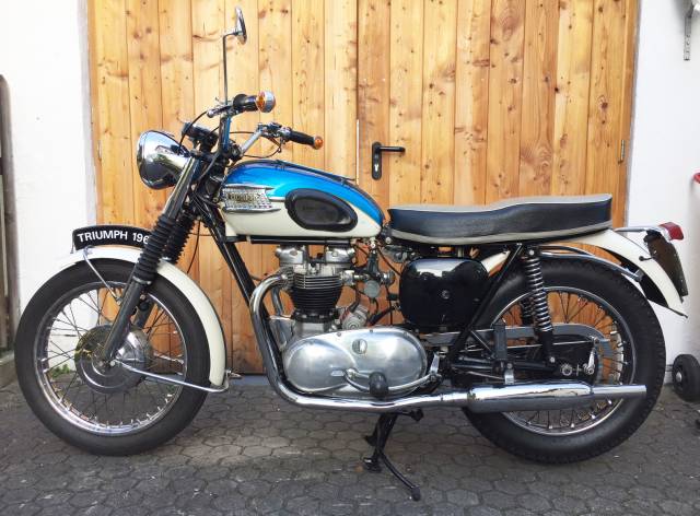 Imagen 1/7 de Triumph DUMMY (1963)