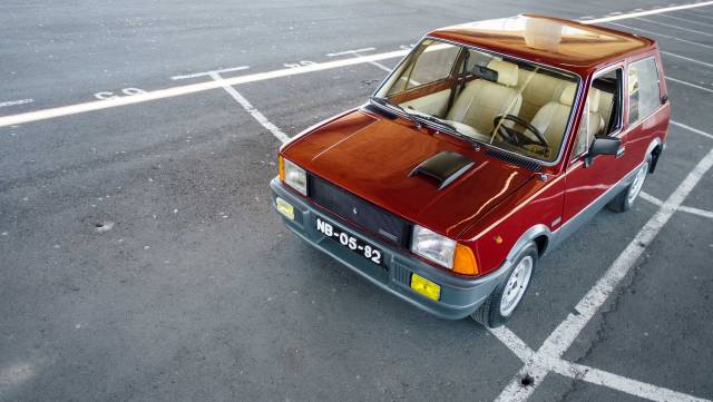 Image 1/24 de Innocenti De Tomaso (1982)