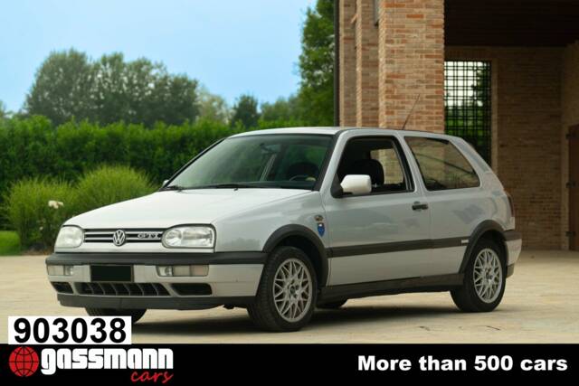 Bild 1/15 von Volkswagen Golf III 2.0 GTI &quot;Edition&quot; (1996)
