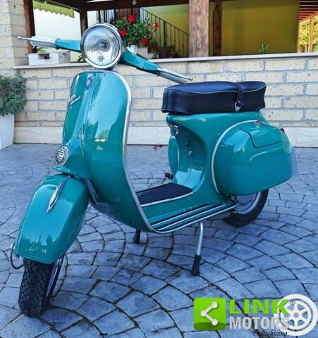 Image 1/10 de Piaggio Vespa 150 Sprint Veloce (1970)