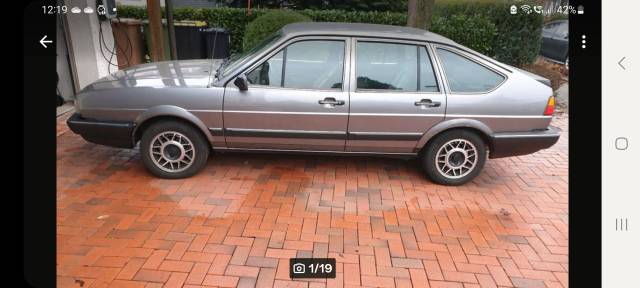 Afbeelding 1/20 van Volkswagen Passat 2.0 (1988)