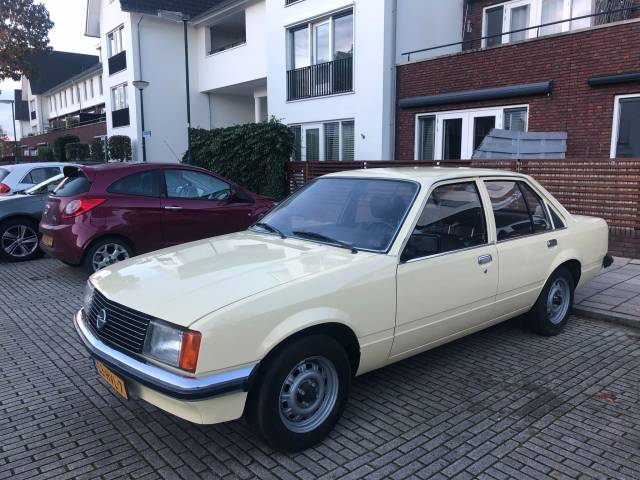 Immagine 1/7 di Opel Rekord 1,7 N (1979)