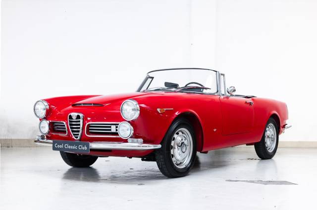 Image 1/44 of Alfa Romeo 2600 Spider (1965)
