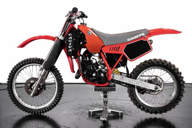 Bild 1/21 von Cagiva DUMMY (1986)