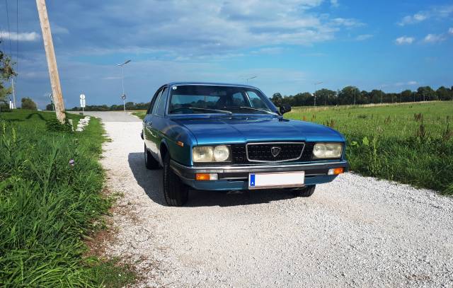 Image 1/16 of Lancia Gamma 2500 (1977)
