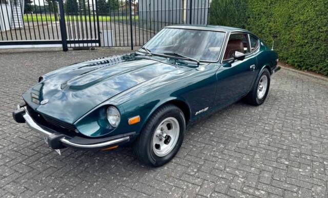 Image 1/6 of Datsun 240 Z (1974)
