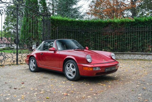 Bild 1/18 von Porsche 911 Carrera 2 (1991)