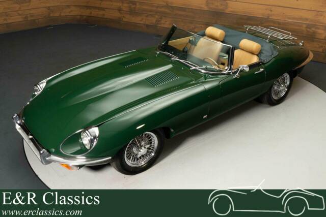Image 1/19 of Jaguar E-Type (1970)