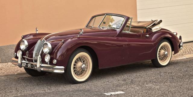 Immagine 1/40 di Jaguar XK 140 DHC (1957)