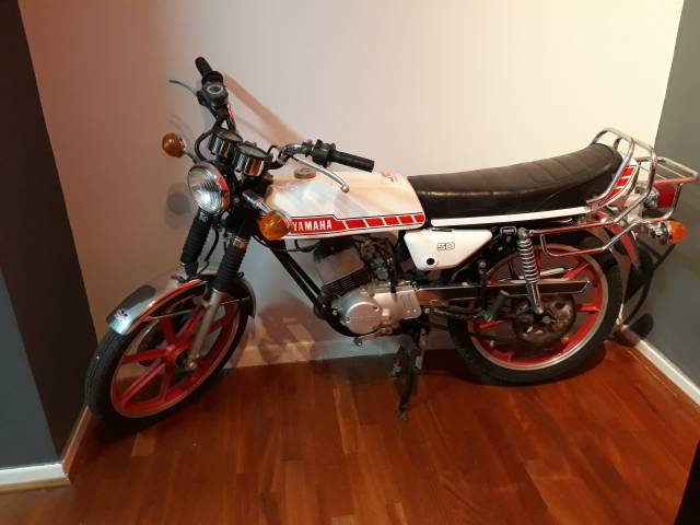 Bild 1/6 von Yamaha DUMMY (1974)