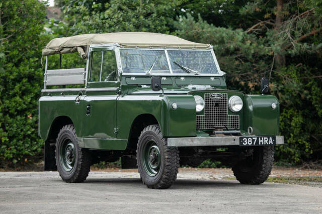Image 1/47 of Land Rover 88 (1958)