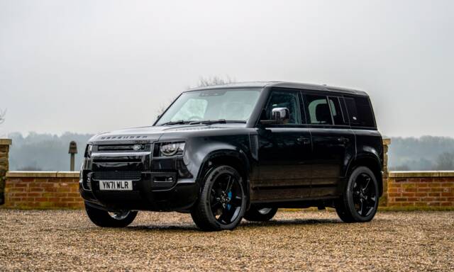 Image 1/50 de Land Rover Defender 110 V8 "Bond Edition" (2021)