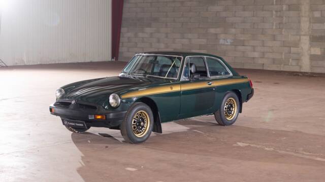 Image 1/38 of MG MGB GT (1975)
