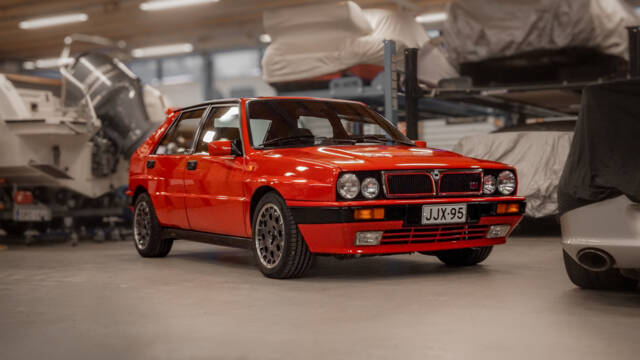 Bild 1/85 von Lancia Delta HF Integrale 16V (1990)