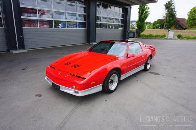Imagen 1/66 de Pontiac Firebird TransAm (1989)