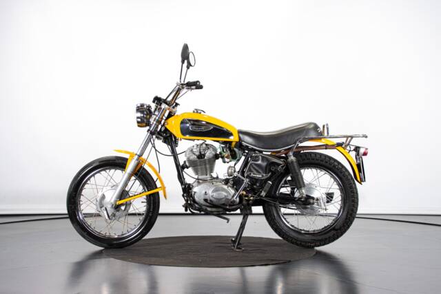 Immagine 1/50 di Ducati 250 Scrambler (1971)