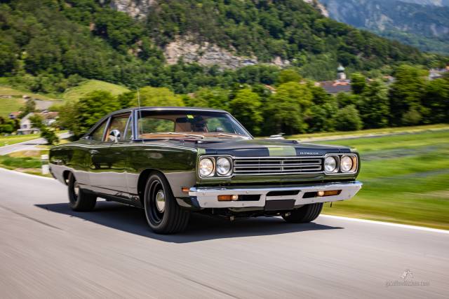 Image 1/50 de Plymouth Road Runner 383 (1969)