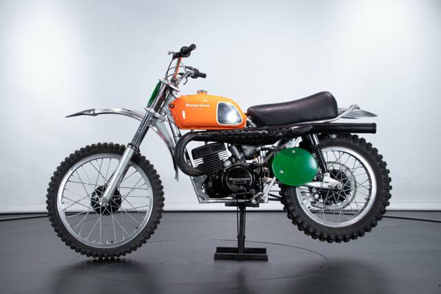 Image 1/50 de Husqvarna DUMMY (1972)