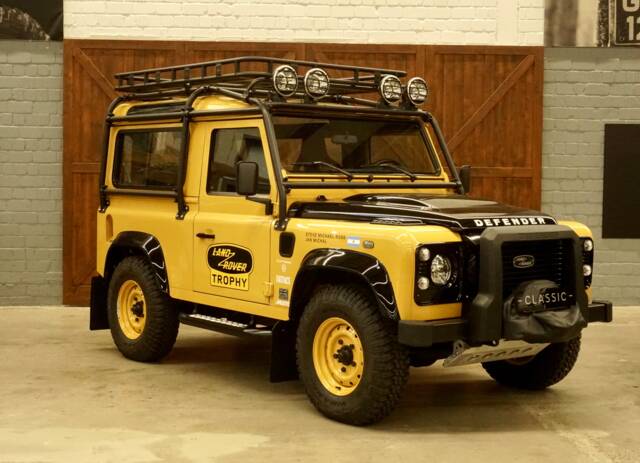 Image 1/30 of Land Rover Defender Works V8 Trophy (2015)