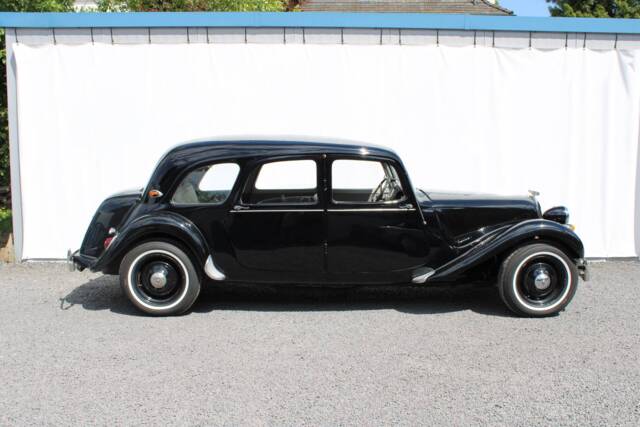 Image 1/51 of Citroën Traction Avant 11 Familiale (1955)