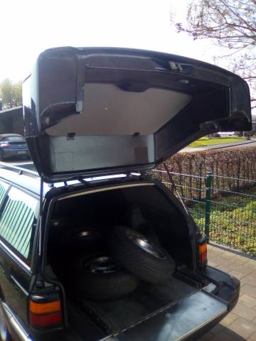 Image 1/8 de Volkswagen Passat Variant 1.8 (1993)