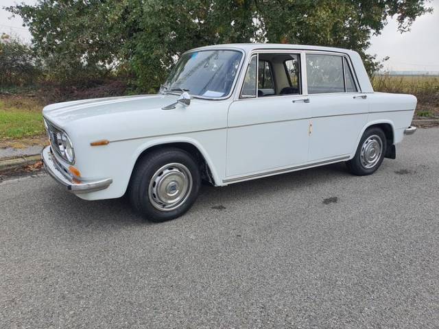 Image 1/9 de Lancia Fulvia (1970)