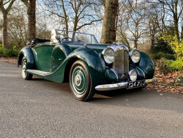 Immagine 1/50 di Lagonda V12 DHC (1939)