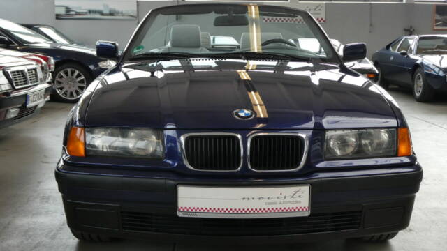 Imagen 1/36 de BMW 318i (1997)