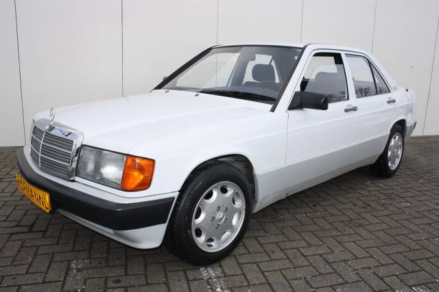 Bild 1/11 von Mercedes-Benz 190 E (1989)