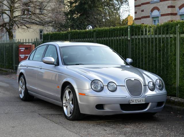Bild 1/34 von Jaguar S-Type V8 S/C (2005)