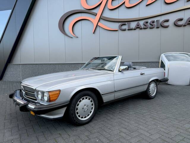 Image 1/36 de Mercedes-Benz 560 SL (1987)