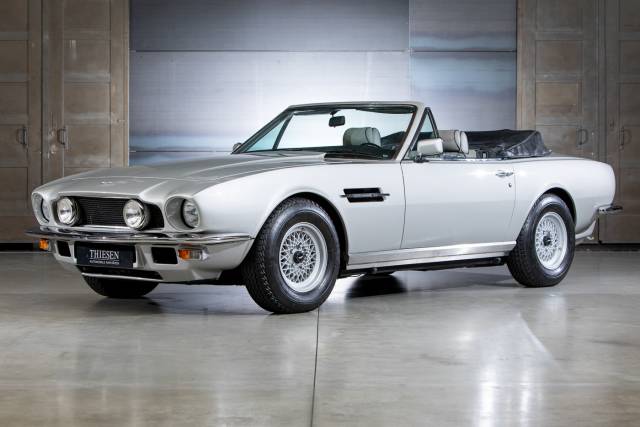 Immagine 1/27 di Aston Martin V8 EFi Volante (1987)