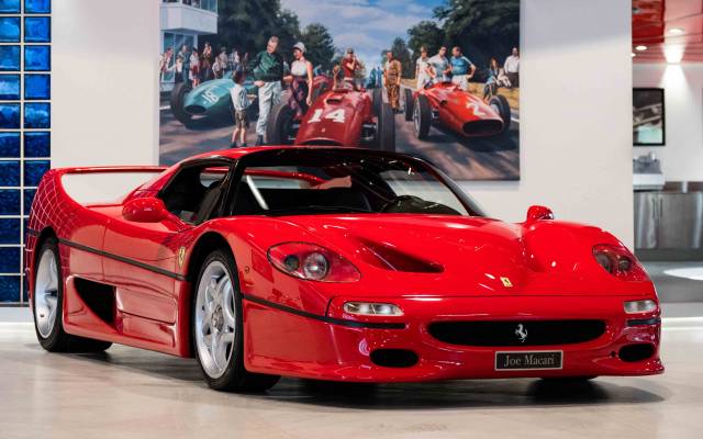 Bild 1/16 von Ferrari F 50 (1996)